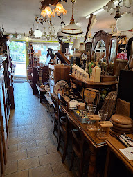 Photo n°17 de Brocante & Occasion à Neufchâteau (Magasin de produits d'occasion)