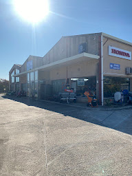 Photo n°1 de NOVA Le Muy à Le Muy (Atelier de réparation de tracteurs)