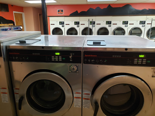 D&B Coin-Op Laundromat - Thumbnail