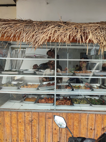 Warung Nyakan Vegetarian — photo