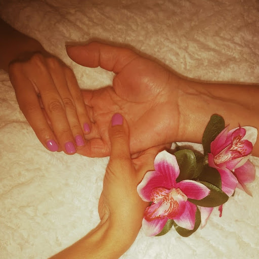 Dantas Julie - Réflexologue, Praticienne en Massages et Reiki - Thumbnail