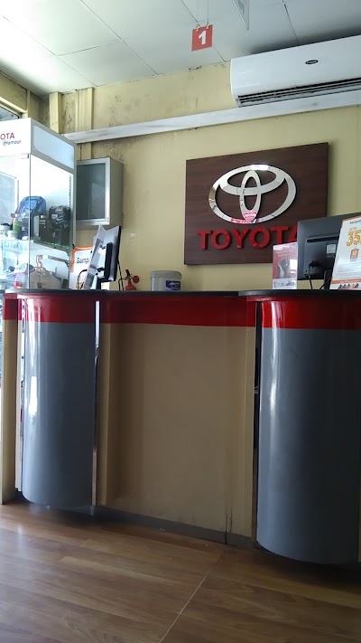 Photos of Toyota Lanka