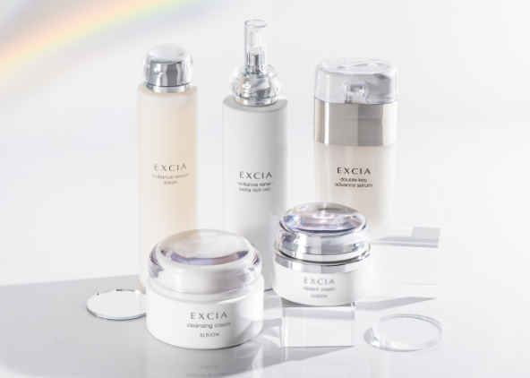 ゆりや化粧品店