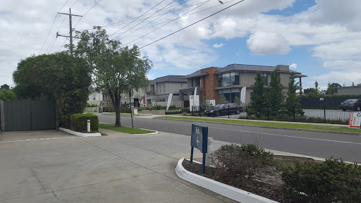 EG Ampol Glen Waverley