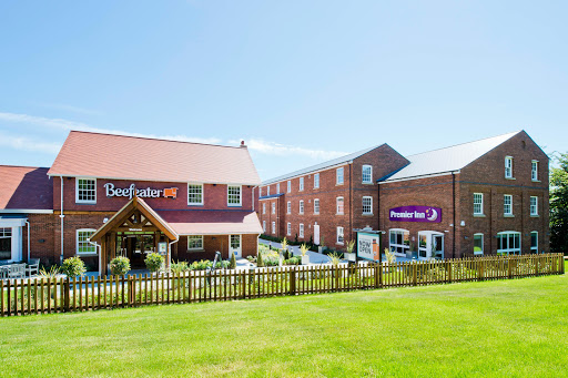Premier Inn Farnham hotel