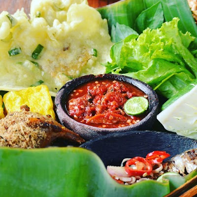 Photos of Liwet Pak Asep Stroberi