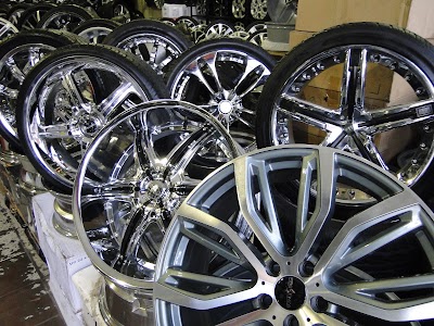 Photos of Vini Sports and Tires Wheels.