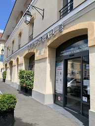 Photo n°10 de PHARMACIE CENTRALE / DU MARCHÉ I Verrières le buisson 91 à Verrières-le-Buisson (Pharmacie vétérinaire)