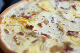 Photo n°18 de Basilic & Co - pizzas de terroirs - Annecy à Annecy (Pizzas à emporter)