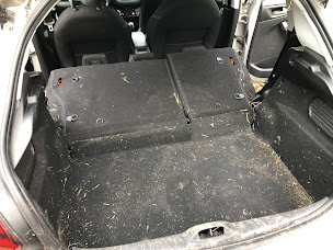 Photo n°2 de Jey Auto Clean à Chef-Boutonne (Service d'esthétique automobile)