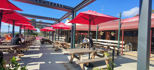 EAGLE HAWK HOTEL