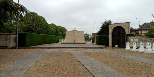 Cemetery in the city of Creteil - Thumbnail