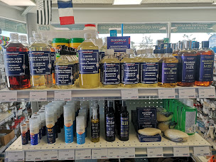 Photo n°5 de USHIP QUIBERON à Quiberon (Magasin d'équipements et accessoires nautiques)