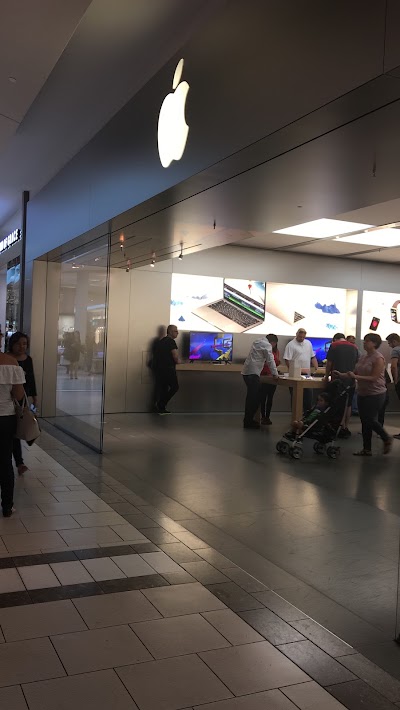 Photos of Apple Dadeland