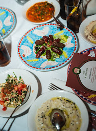 Photo n°92 de Noura Opéra à Paris (Restaurant végétarien)