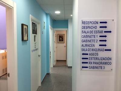 Photos of CLINICA DENTAL DR. CARLOS RODRIGUEZ