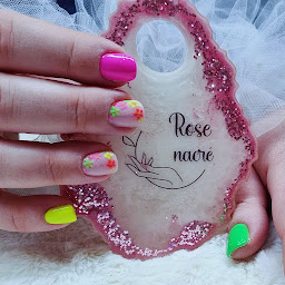 Photo n°18 de Rose Nacré - Prothésiste Ongulaire et Cil - possibilité de déplacement à domicile à Le Fenouiller (Salon de manucure)