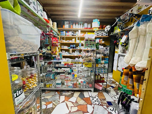 Granero y Veterinaria Génesis