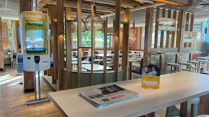 Photo n°33 de McDonald's à Sablé-sur-Sarthe (Restaurant de plats à emporter)