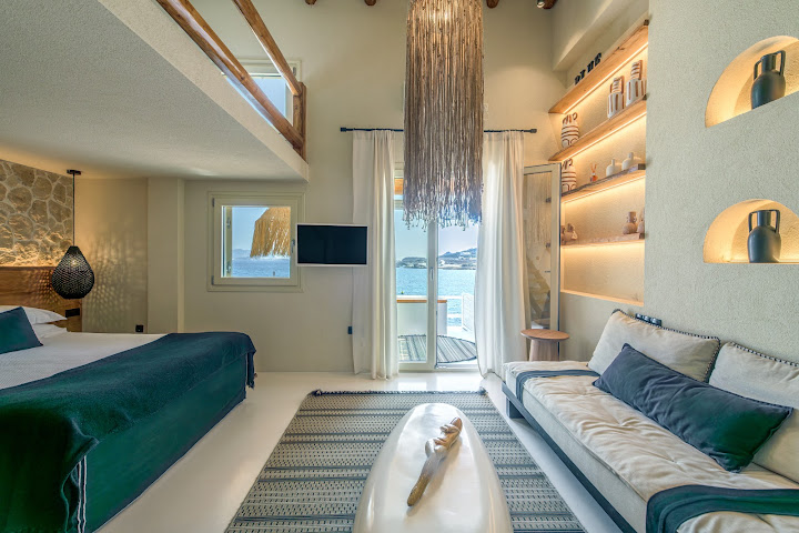 Captain Zeppos Suites & Villa by null