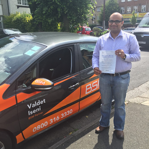 Vali's Driving School