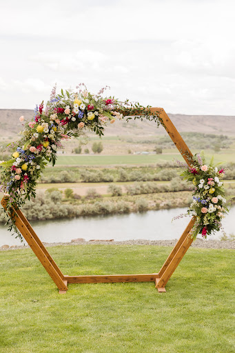 Spera Floral Design Weddings and Events - Thumbnail