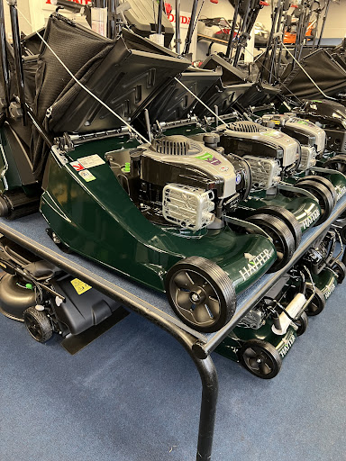Winchester Garden Machinery (Sunningdale) - Husqvarna Automower® Specialist - Thumbnail