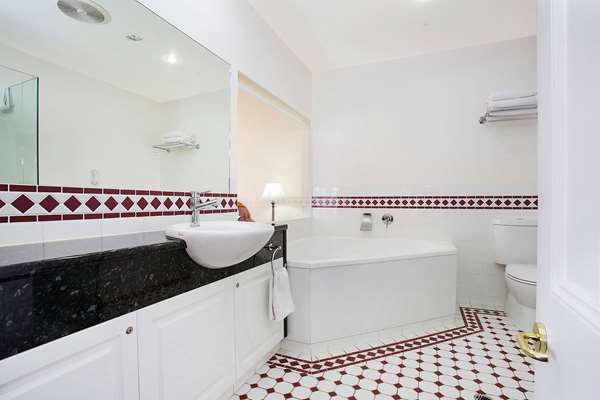 Quality Hotel Bentinck by null