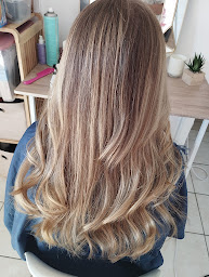 Photo n°4 de Nouvel'hair coiffeuse à domicile à Montpellier (Salon de coiffure)