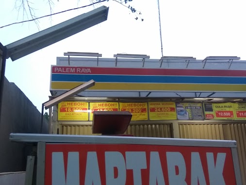 Indomaret Palem Raya. FGUL, Author: Tri Juniarto