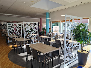 Photo n°14 de SAINTES - Plateau d'Auguste à Saintes (Sandwicherie)