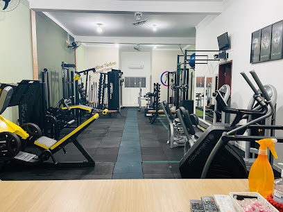 Jaquèline Taváres - Personal Trainer