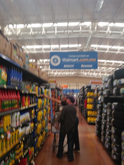 Photos of Walmart Los Reyes