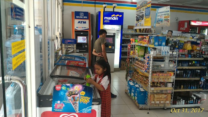 Indomaret Curug Indah, Author: Gw Gregillaz