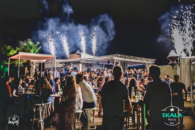 Opinii despre Beach bar Skala în Μυτιλήνη - Μπαρ