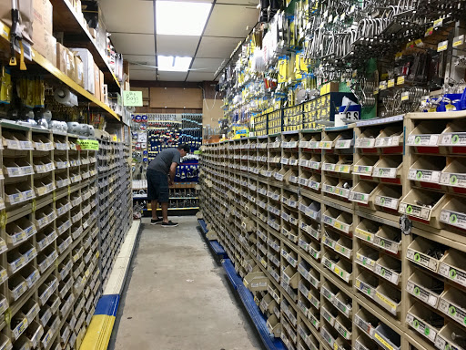 McDonald Hardware - Visual