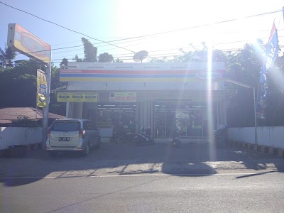 Photos of Indomaret Sultan Hasanuddin Kota Mamuju