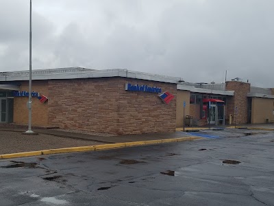 Bank of America (with Drive-thru ATM)