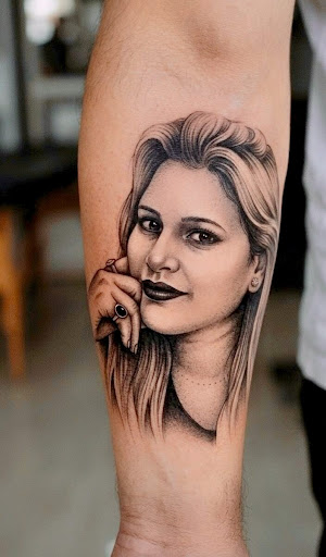 Whether you want a minimalist tattoo, portrait tattoo, sleeve design, or stylish body piercing, e… post image