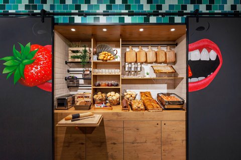 Moxy Duesseldorf South by null