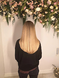 Photo n°13 de L.Atypique à Paris (Salon de coiffure)