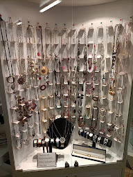 Photo n°19 de Ressourcerie Solif Gueugnon à Gueugnon (Magasin de produits d'occasion)