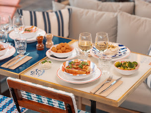 Photo n°35 de French Kiss Paris Restaurant Porte de Versailles à Vanves (Bar)