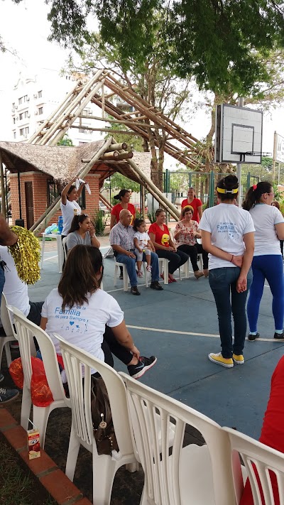 Photos of Urbano Sebasti&aacute;n Molina Park