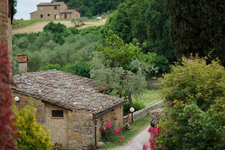 PODERE SAN LORENZO - Countryside Boutique Hotel - Tuscany by null