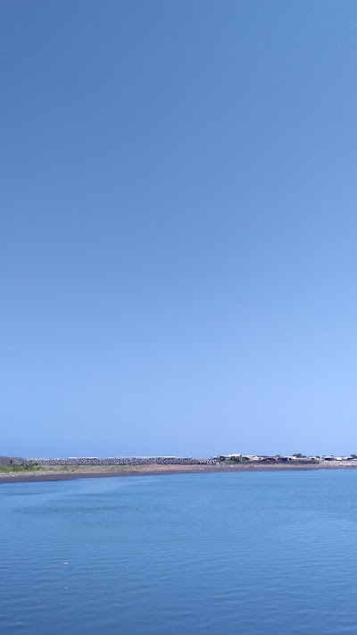 Photos of Pelabuhan Adikarto