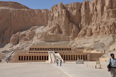 Photos of ياسين ستار للكمبيوتر