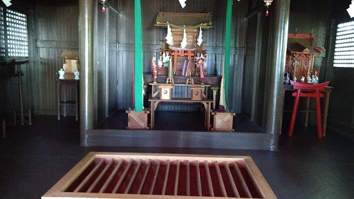 Wakamiya Inari Shrine - Thumbnail