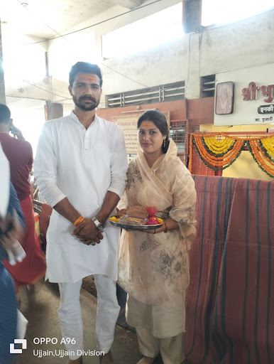 आज का पूजन मंदसौर से यजमान मंगल भात पूजन, चंद्र शांति पूजन अवंतिका तीर्थ उज्जैन पंडित रवि शर्मा उ… post image