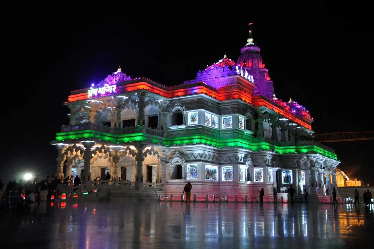 Hotel Girraj Bhavan